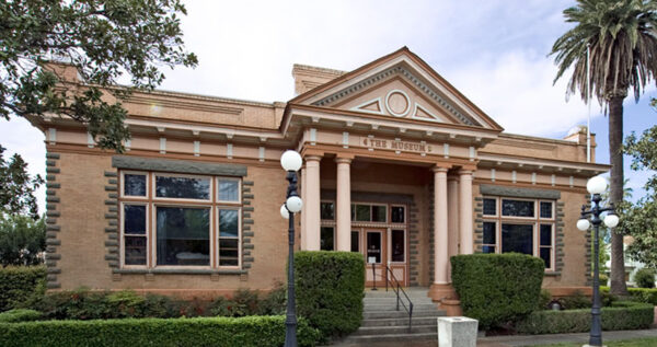 Willows carnegie library museum